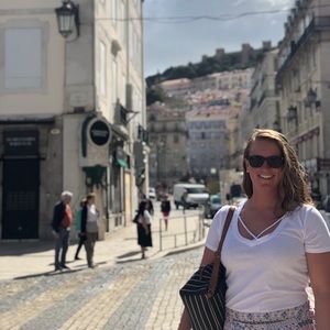 Meet your Posher, Alyssa